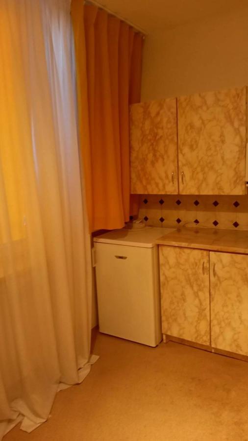 Kawalerka Czestochowa 17 Apartment Exterior foto